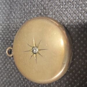 W&H company locket with picture